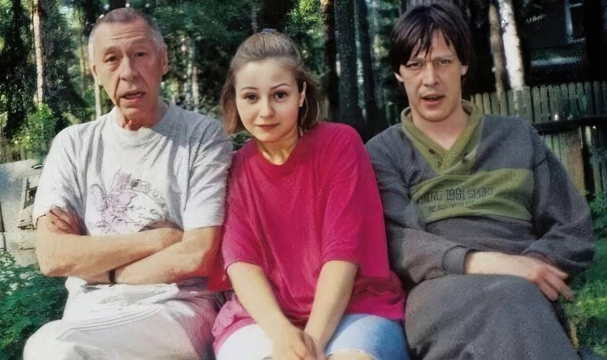 Евгения Добровольская с представителями известной династии. Она была замужем за Михаилом