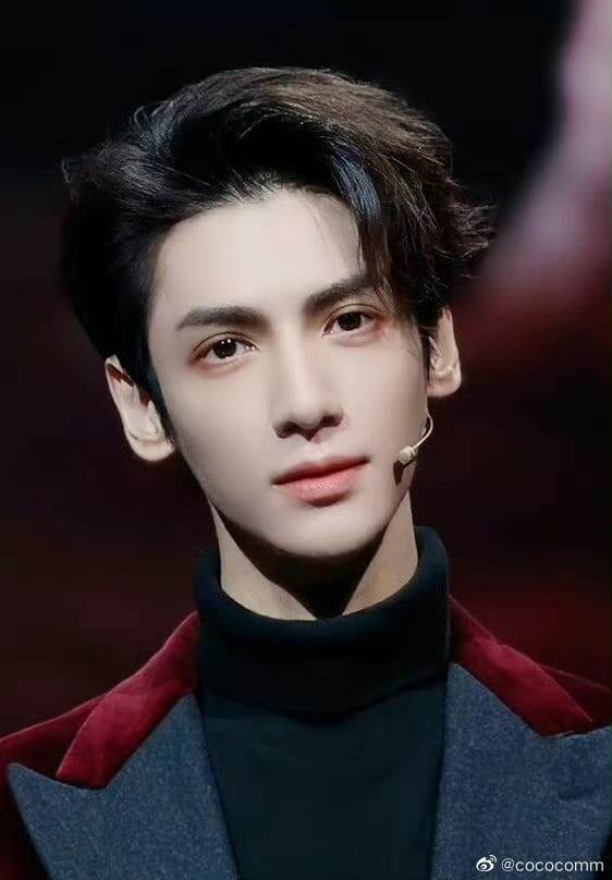 Надеюсь, мне не надо вам объяснять, как плохо вы поступили? Вам должно быть стыдно!