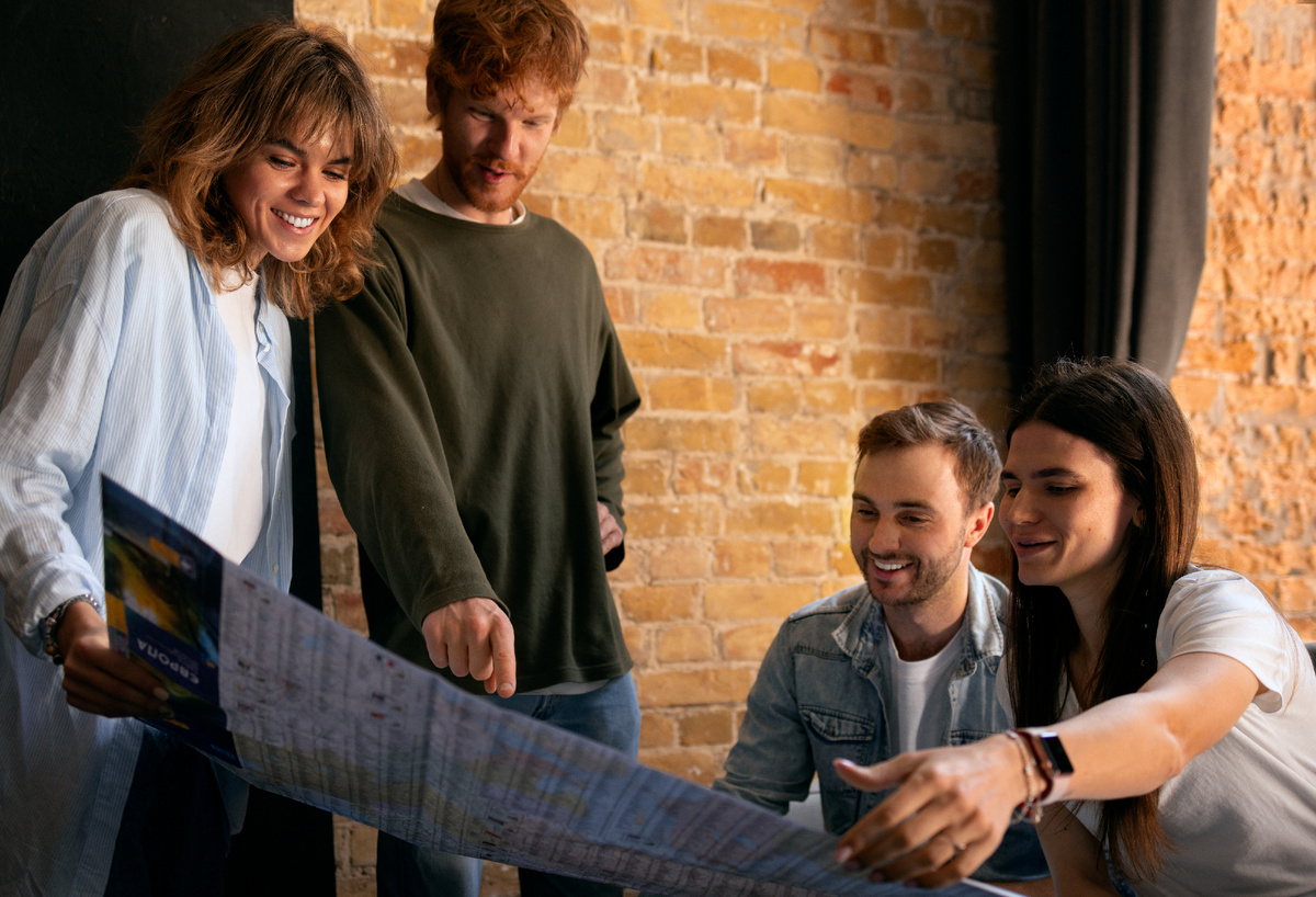 Рабочие дела, семейные планы, поездки с друзьями... Все пройдет более гладко, если вы учтете риски 25 года. Источник фото: freepik.com