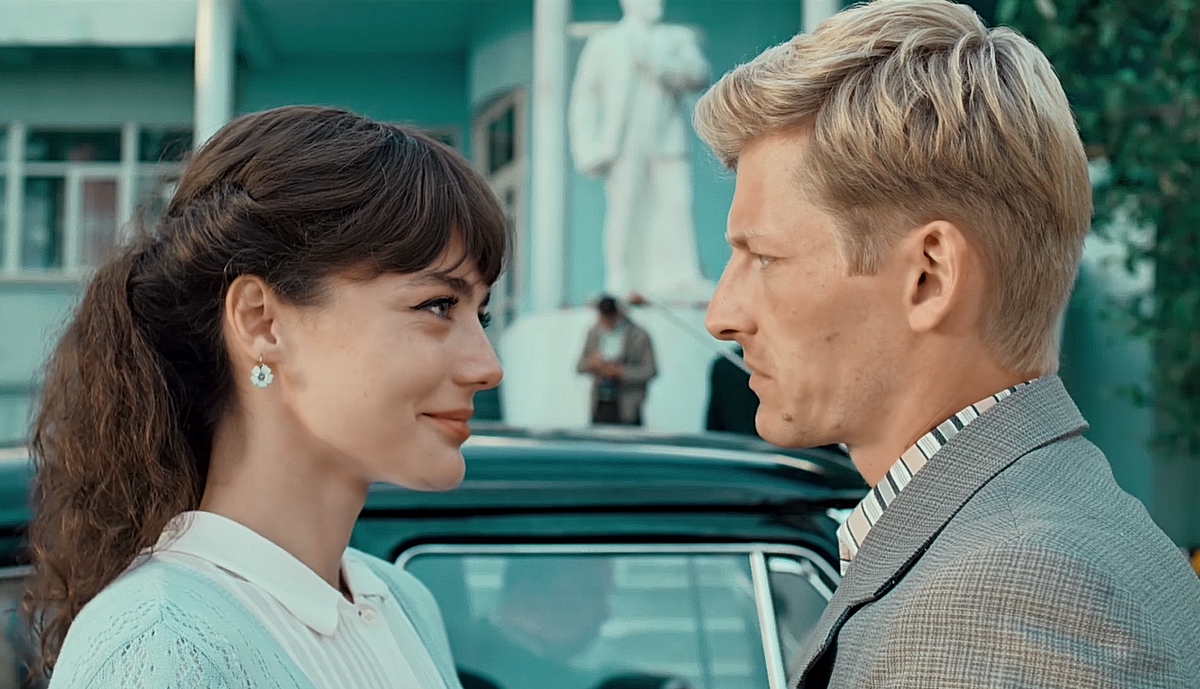 Ангелина Поплавская и Максим Белбородов "Арбатские тайны"