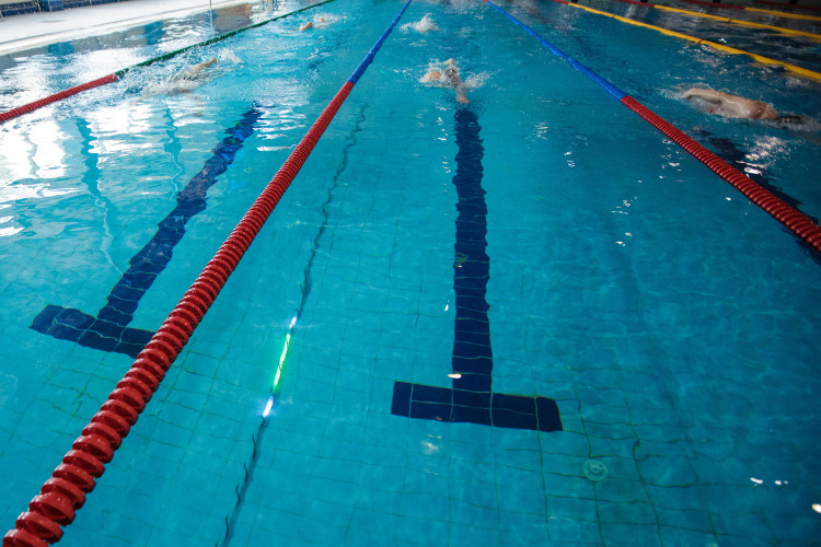    Город не намерен радикально менять работу бассейна, рассказал глава спорткомитета Казани Линар Гарипов.   
Фото: «БИЗНЕС Online»