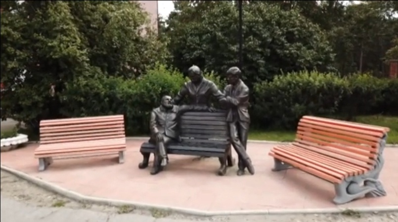 Памятник драматургам. 