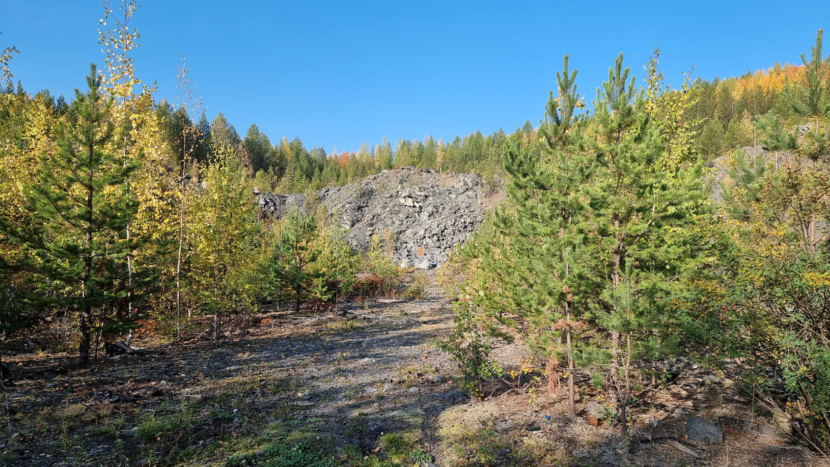 Заброшенный карьер