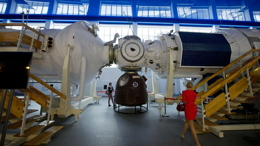     11 января 1960 года приказом главкома ВВС была сформирована специальная воинская часть 26266, в которой отряд лётчиков-истребителей начал готовиться к полётам в космическое пространство РИА Новости Григорий Сысоев