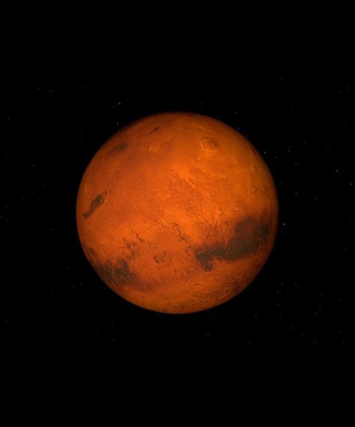 Марс, известный как "Красная планета", привлекает внимание своим уникальным ландшафтом и геологическими особенностями.