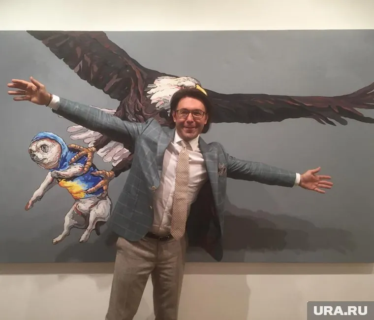 Малахов учился играть на скрипке в музыкальной школе
Фото: Личная страница Андрея Малахова в Instagram