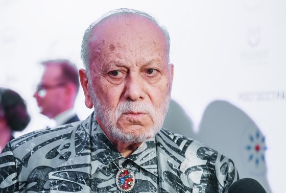    Бедрос Киркоров