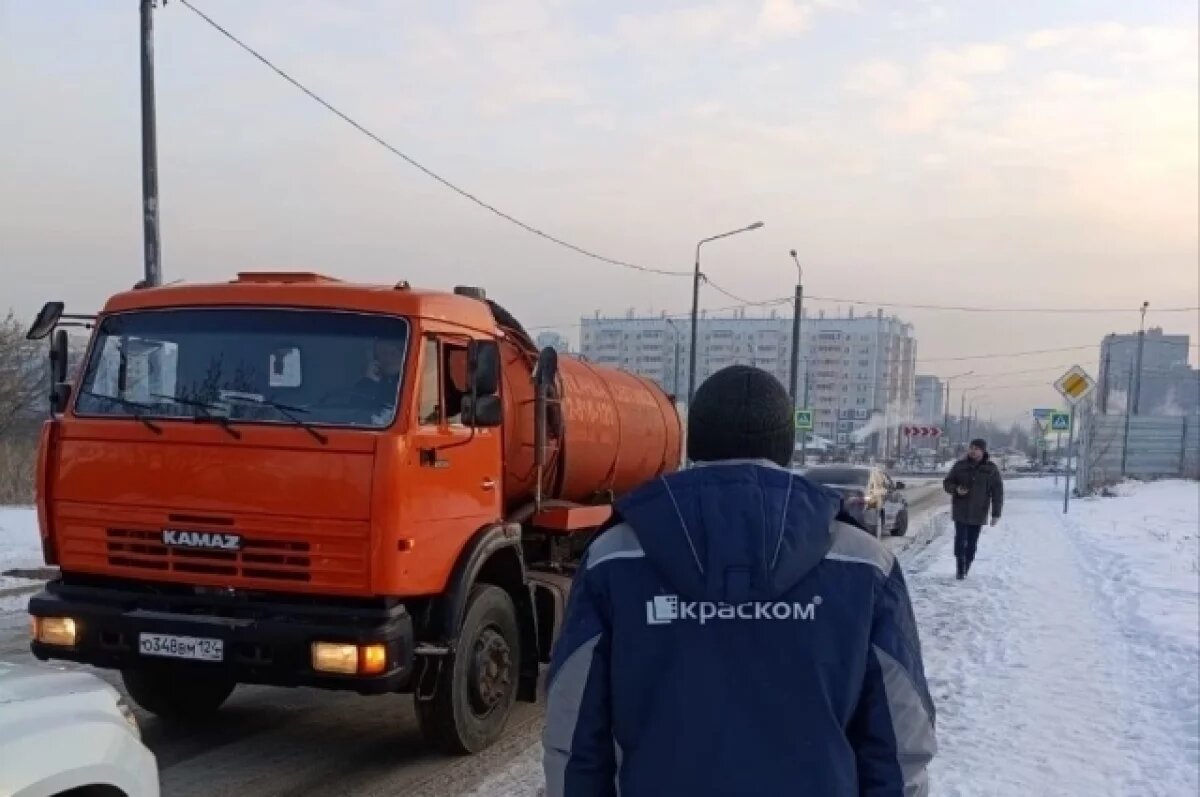    В Красноярске с поличным поймали «черного» ассенизатора за сливом нечистот