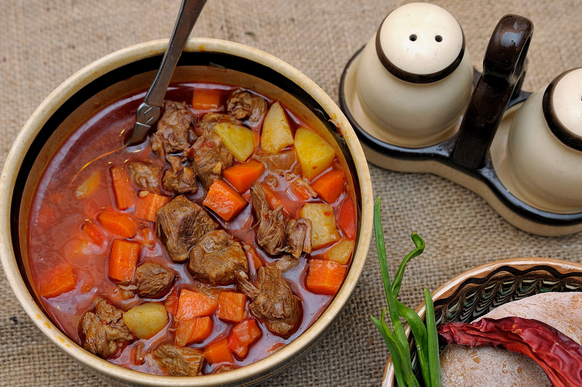 Обратите внимание: Картинка является иллюстрацией и не обязательно отражает точный результат приготовления по этому рецепту. Внешний вид блюда может варьироваться в зависимости от индивидуальных особенностей и используемых ингредиентов.