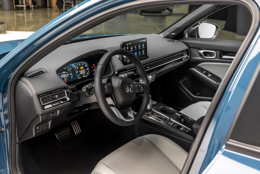 11-е поколение Honda Civic доступно на рынке США в гибридной модификации.