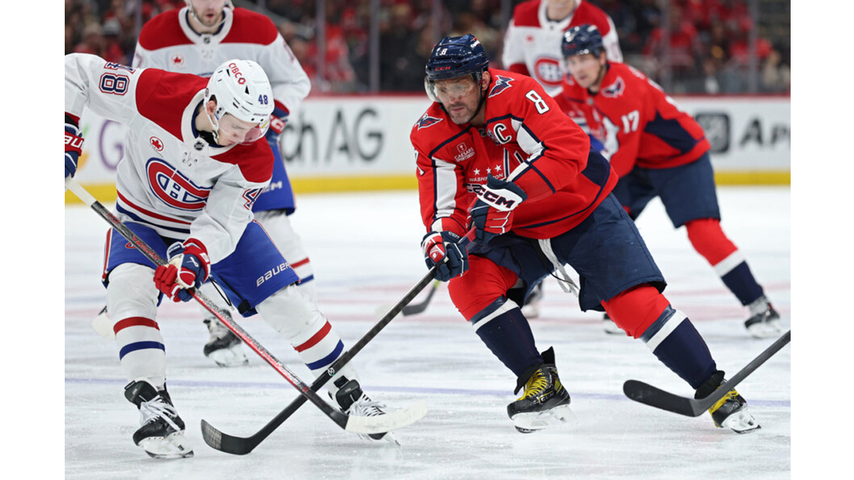 Лэйн Хатсон и Александр Овечкин / Фото: © Patrick Smith / Staff / Getty Images Sport / Gettyimages.ru