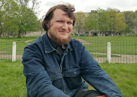    Узник совести. За 10 статей на международном сайте антифашиста из Первомайска хотят посадить на пожизненное