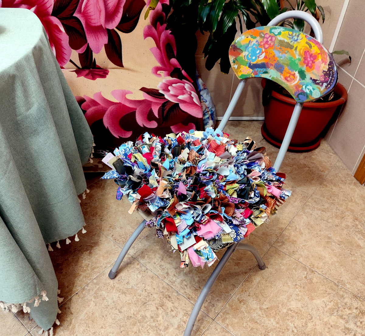 Сидушка на стул в технике ляпочиха