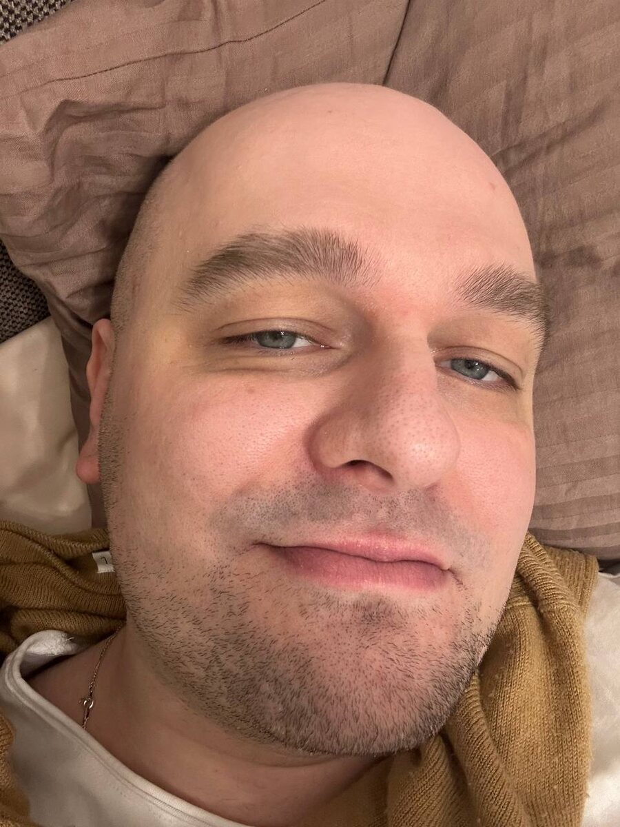 "Там за белой рекой, Под прошлогодней листвой, Я найду твои следы, Иду — за тобой"(с) 