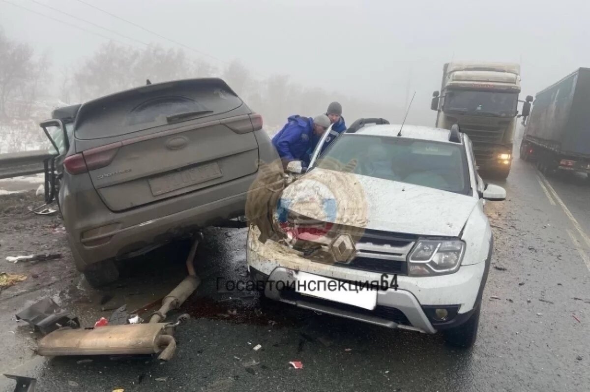   Водитель Kia погиб в Саратове в тройном ДТП