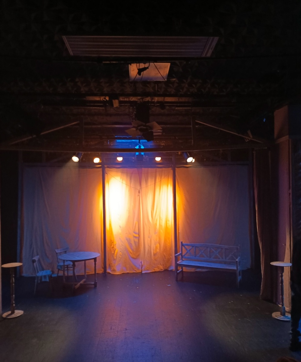 Оформление сцены