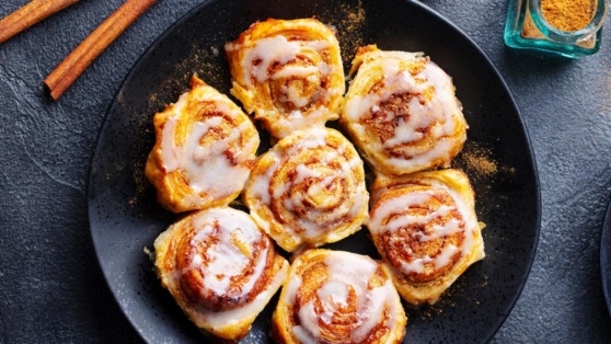    Мягкие ПП-синнабоны из творожного теста с медом Алина Городниченко