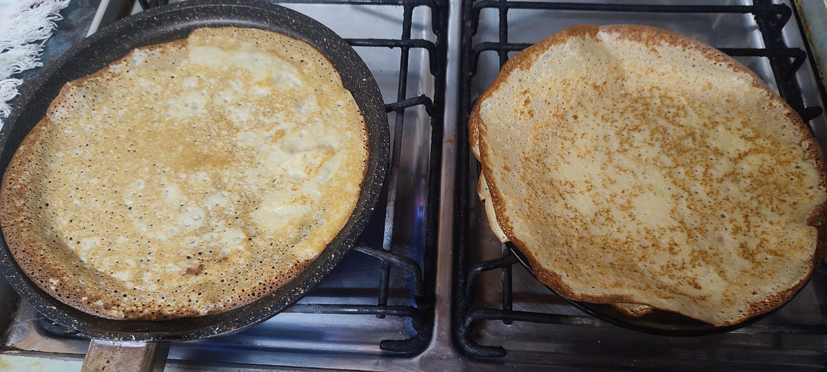 Тесто на блины я заводила с вечера