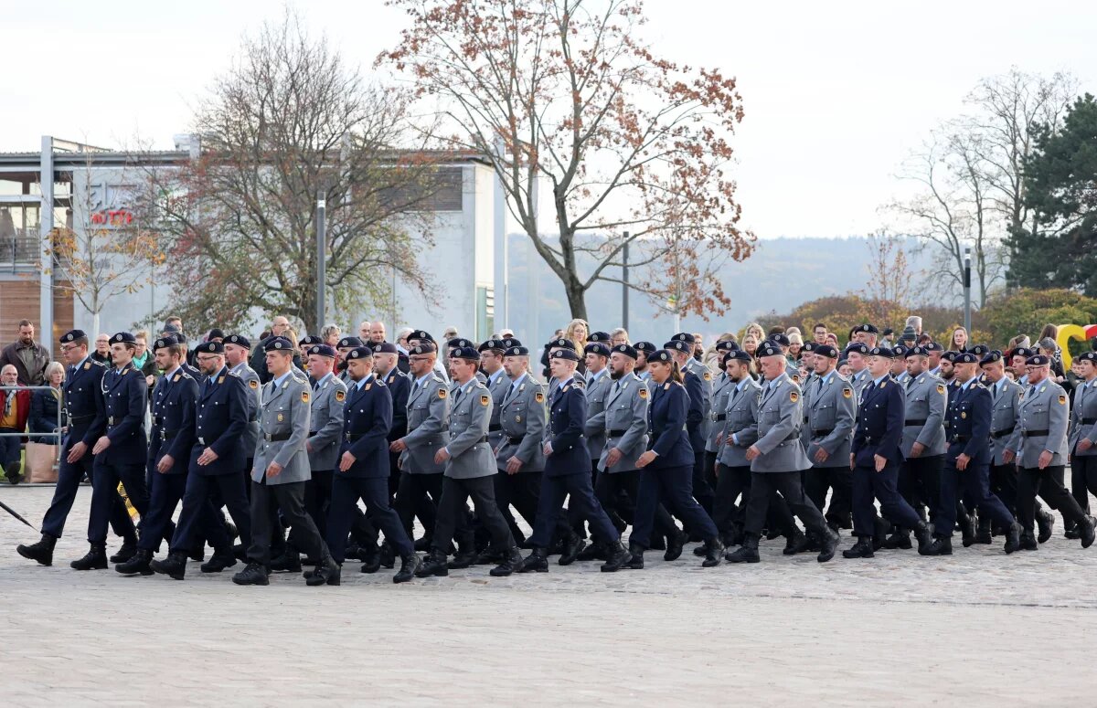    Focus: Запад обсуждает отправку военных на Украину в случае перемирия
