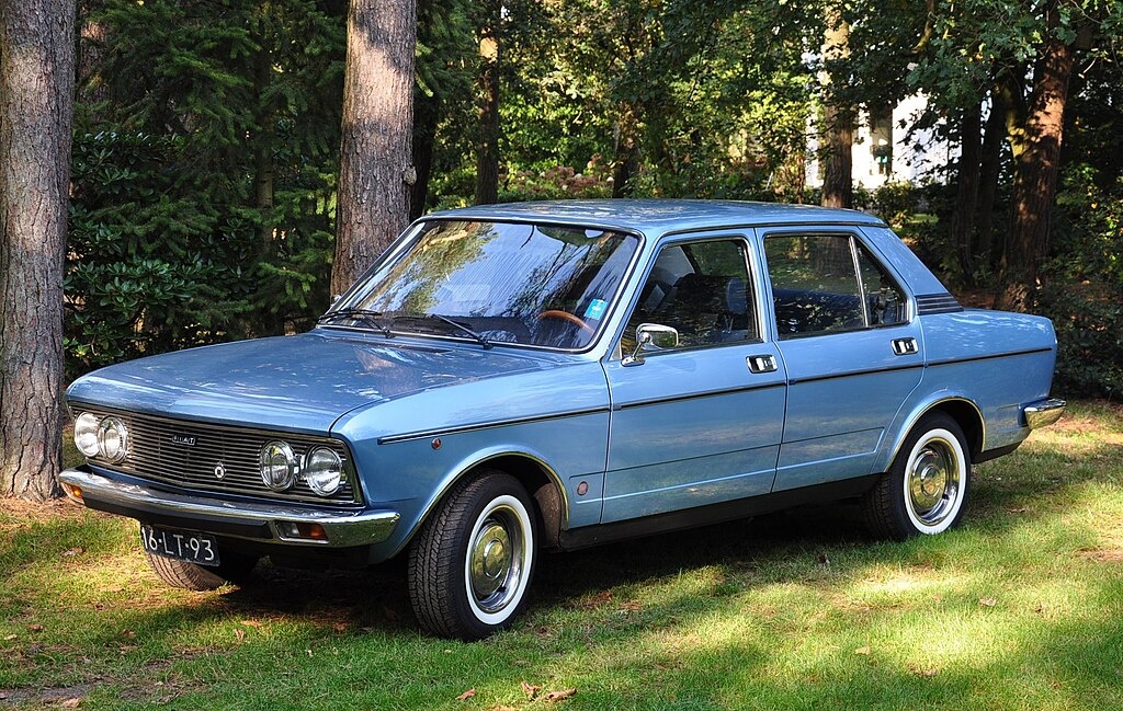 Fiat 132. взято с https://en.wikipedia.org/wiki/BMW_5_Series_(E12)
