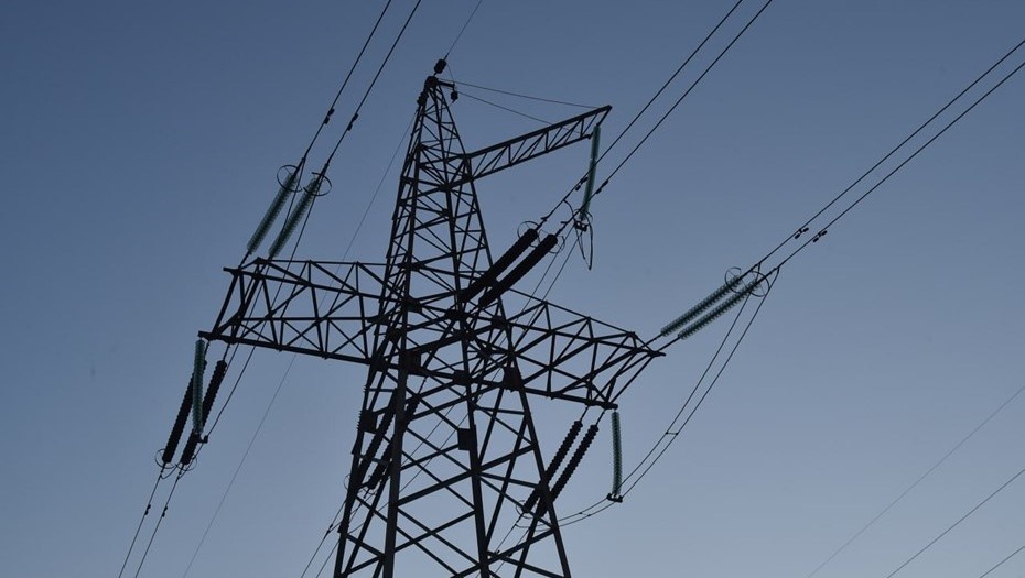    Линии электропередач, архивное фото для иллюстрации. Автор фото: Александр Полегенько / "Известия"