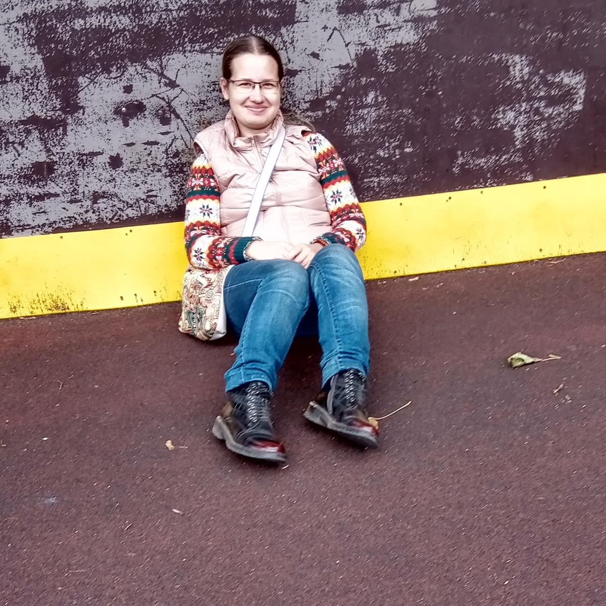 Собственно, так и выглядит человек, работающий за копейки