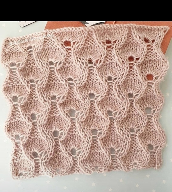 Красивый узорчик выдал поисковик на просьбу найти узор "чешуя"