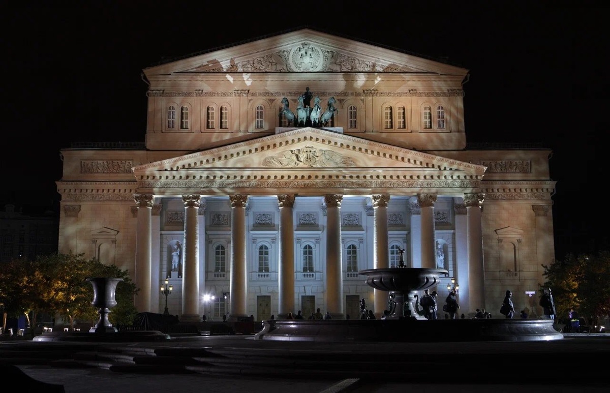 Находится на Театральной площади в центре Москвы. Здание театра и его музей признаны объектом культурного наследия народов России федерального значения. Фото: Яндекс / Яндекс Карты