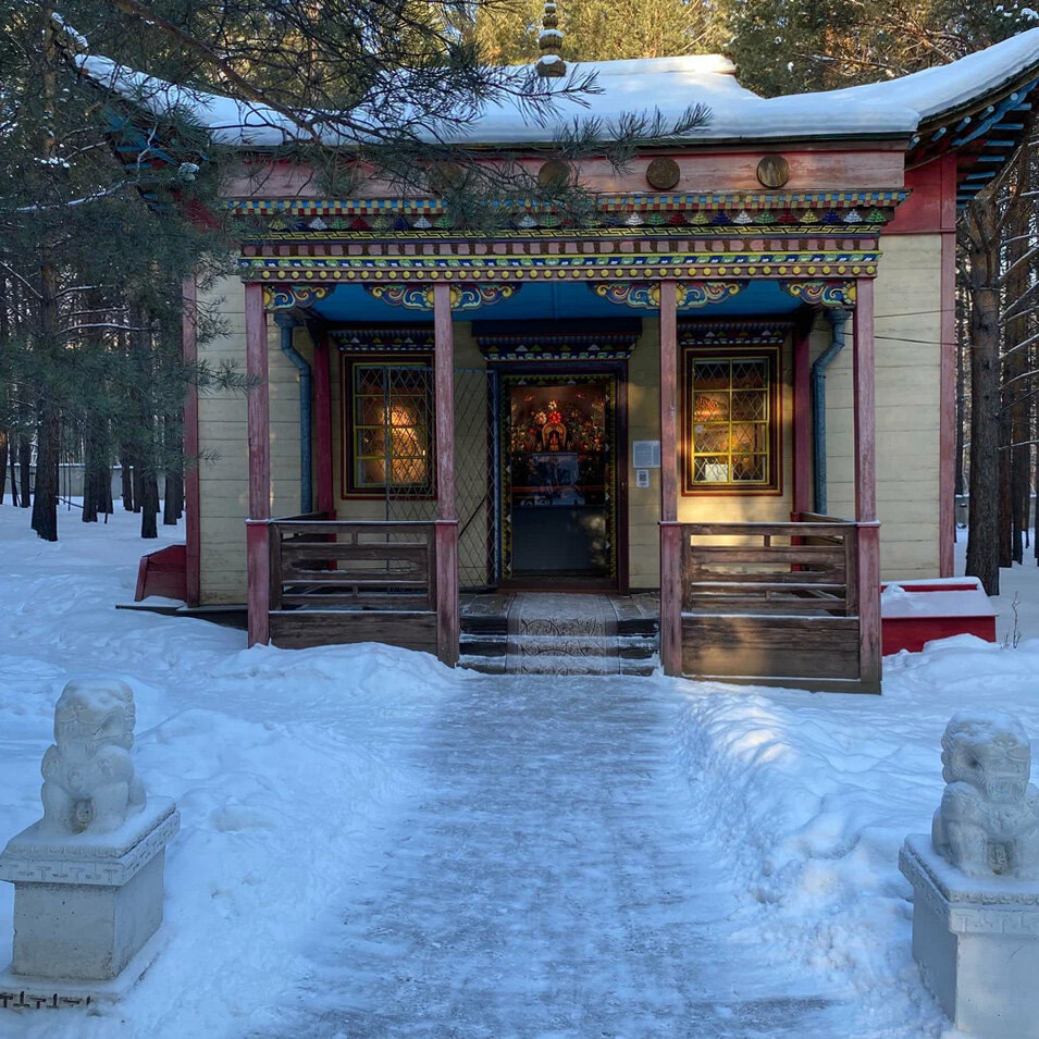 Прогуливаясь по музею, посмотрите на дуган «Деважин» — образец культового бурятского зодчества XVIII–XIX вв. Фото: Олеся Урядова / Яндекс Карты