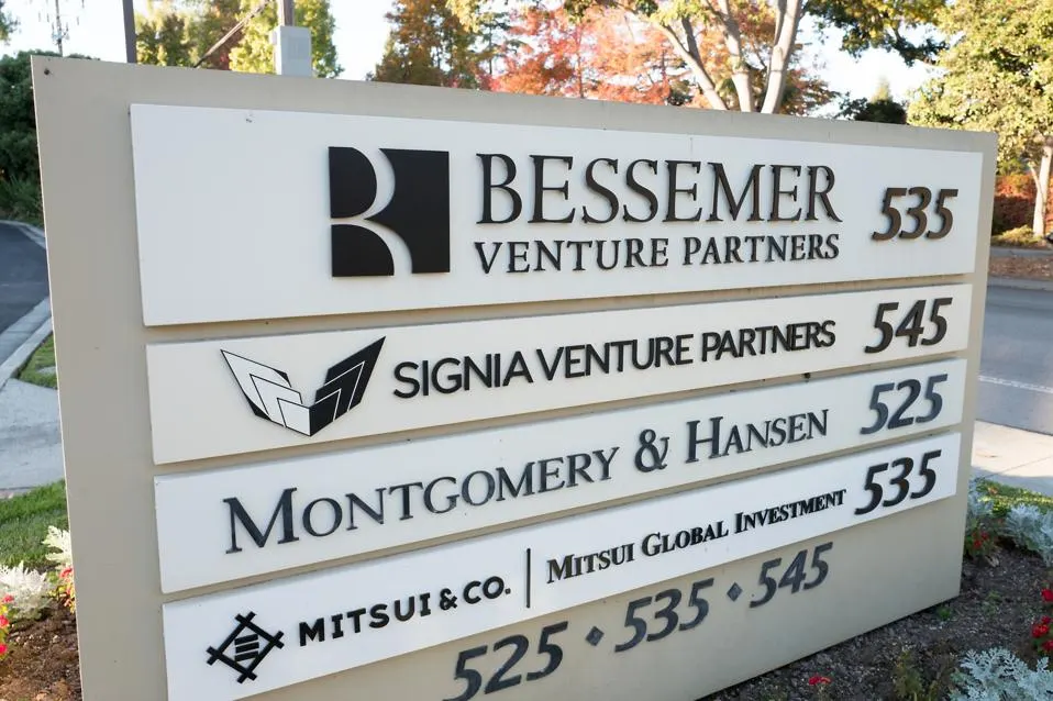 Погоня за венчурным капиталом может быть неправильным шагом для большинства предпринимателей в сфере образования. Нам нужны альтернативные инвестиционные модели, чтобы у них были другие варианты. (Фото Smith Collection/Gado/Getty Images)
