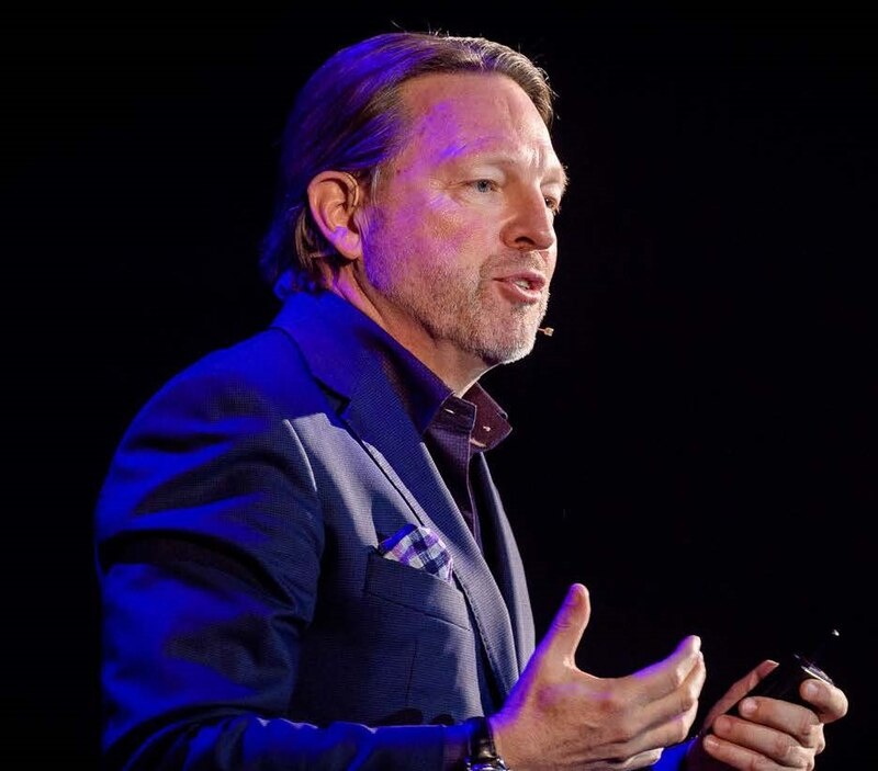 Верн Харниш.Фото из Интернета