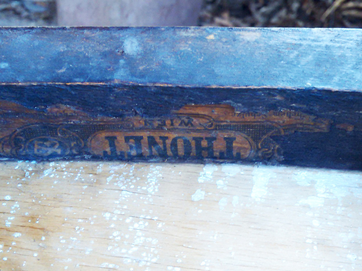 этикетка на нашем стуле № 56а