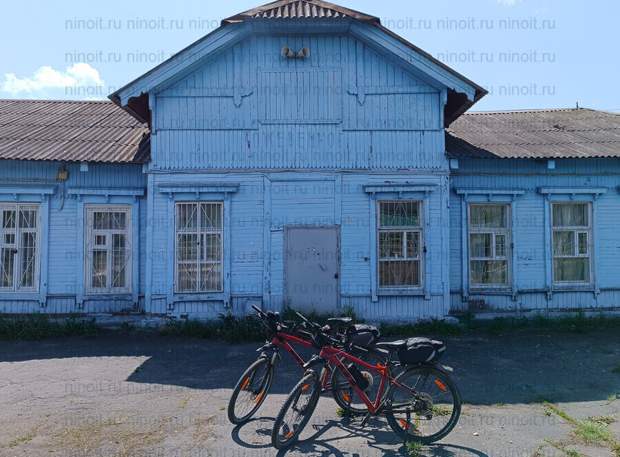 На старте перед долгой поездкой (станция Кожевенное)