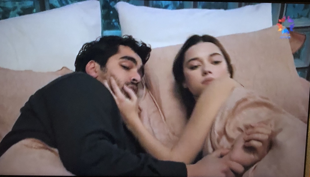 Кадр из сериала 