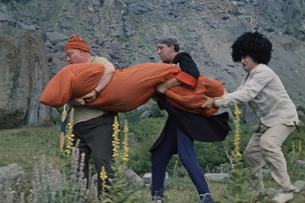 Кадр из фильма "Кавказская пленница, или Новые приключения Шурика"