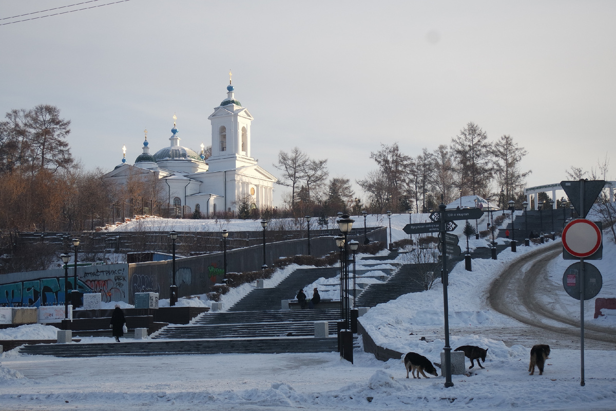 сияющая на горе Входоиерусалимская церковь