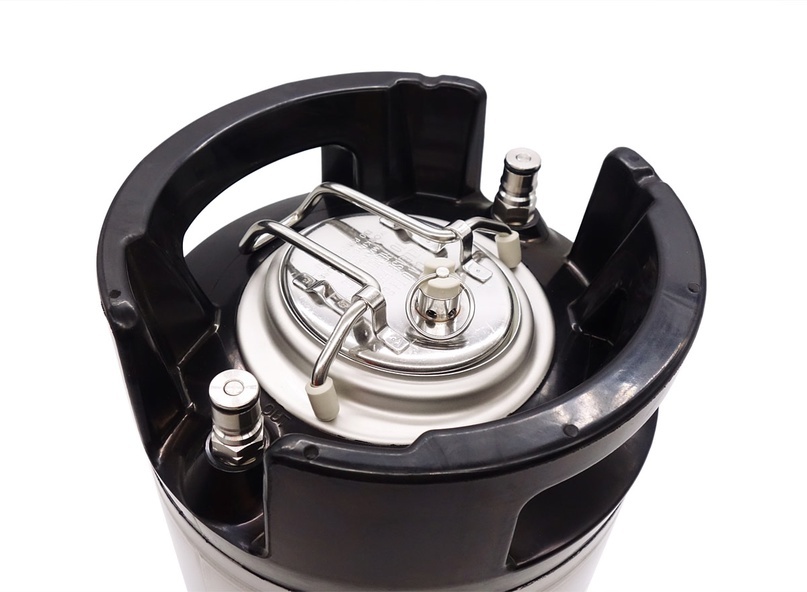 Корнелиус Кег с широкой горловиной