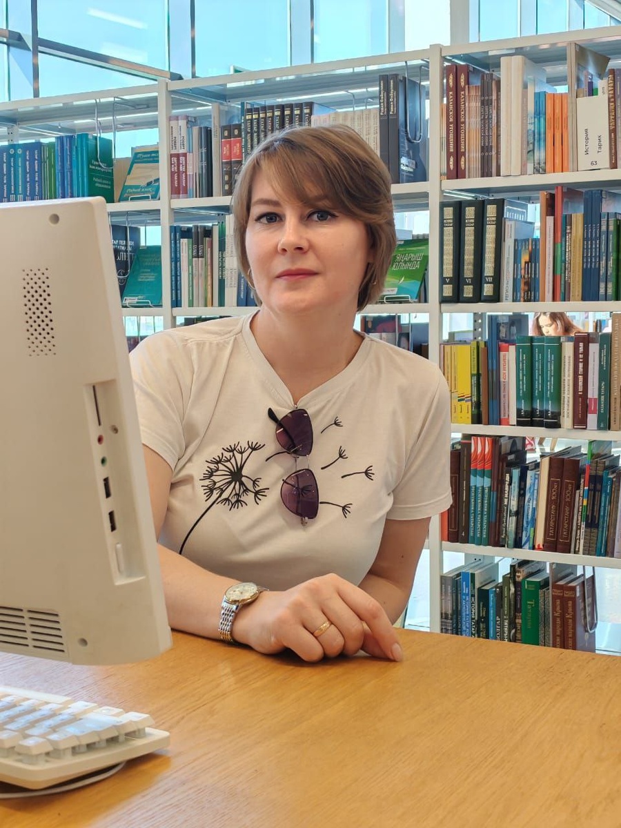 Национальная библиотека Казани. Искала книги по хиромантии. в каталоге были, но все в хранилище, без билета читательского не дали)