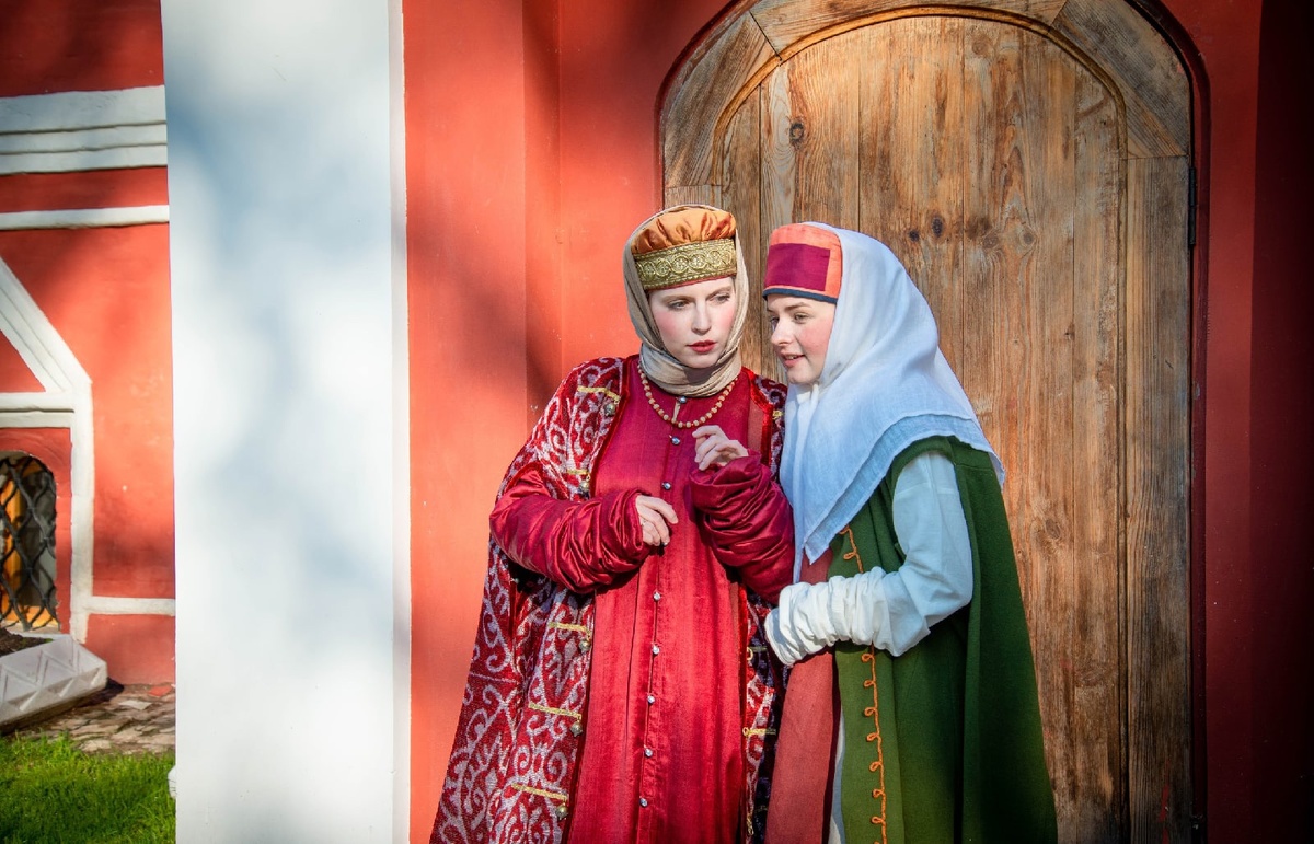 Русский народный костюм — это красота покоя»