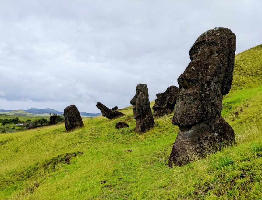 Чили, Остров Пасхи, статуи Моаи
