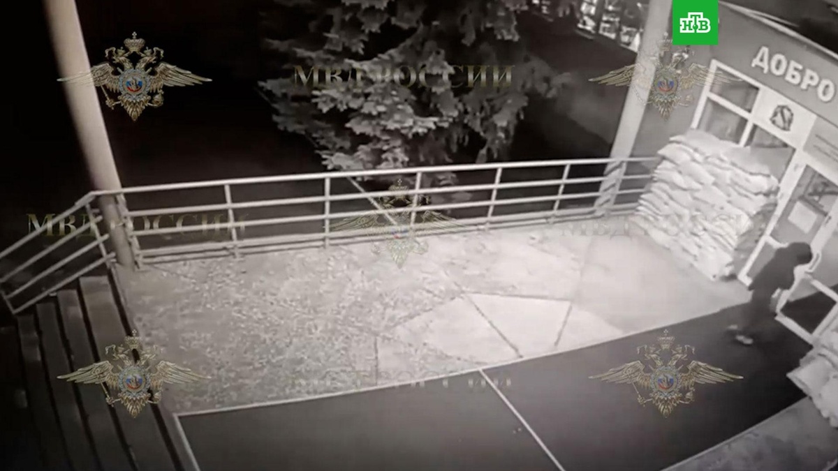    МВД опубликовало видео нападения на школу в Курске