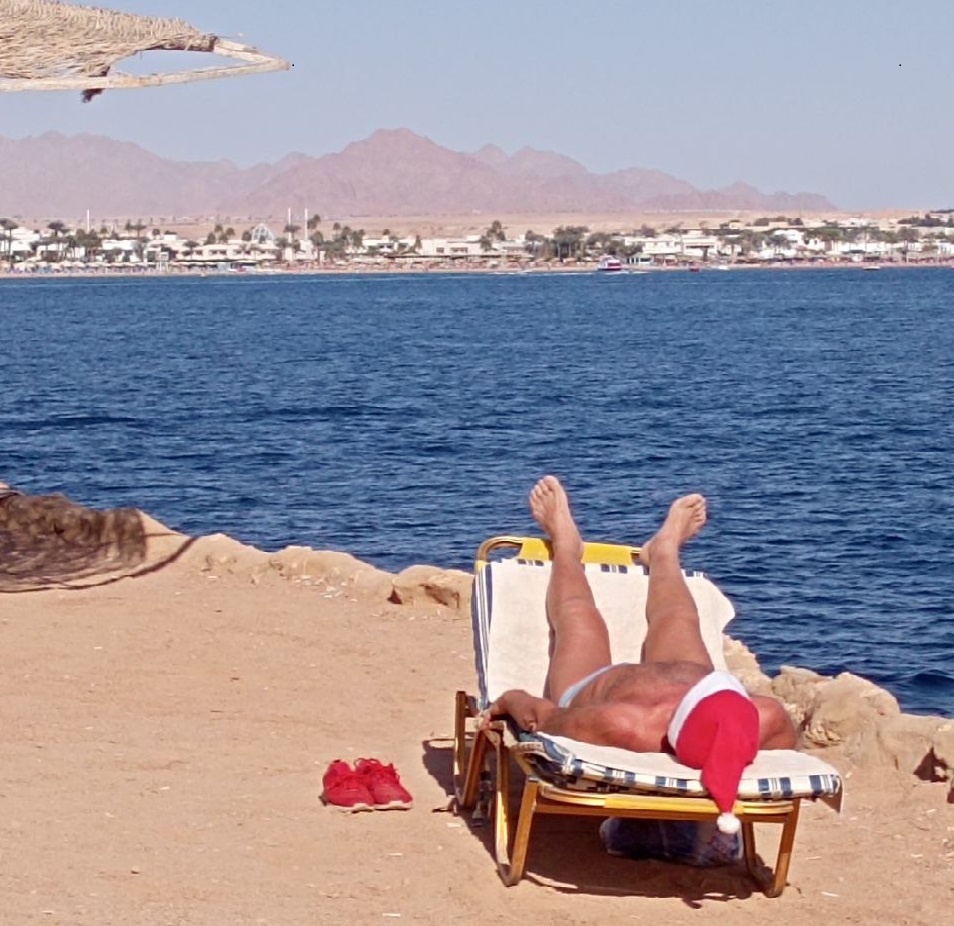 Новый Год в Шарме. Фото 1 января 2025 года (личный архив автора). Да, так все и было!