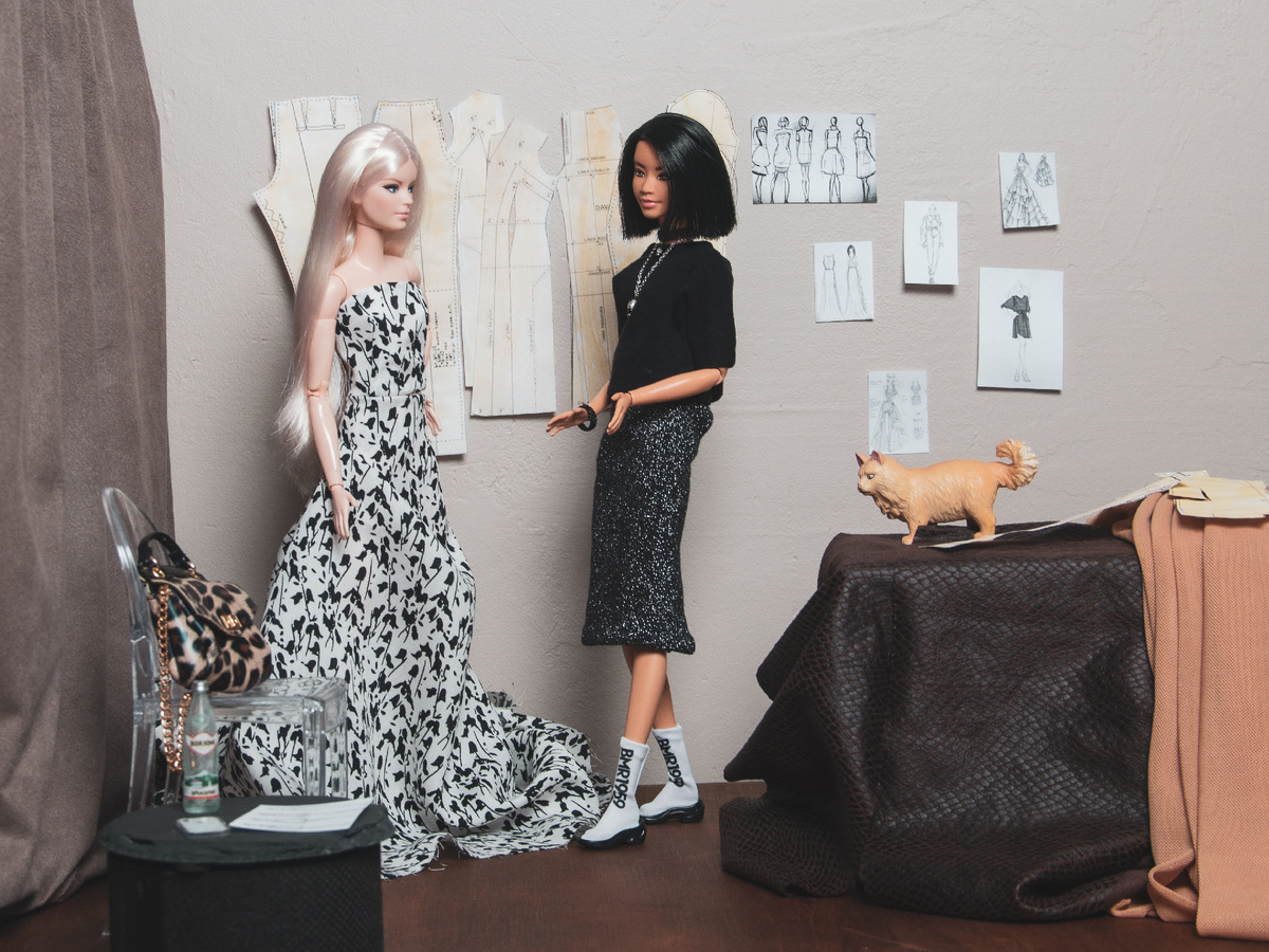 Barbie looks Виктория и Barbie fashionistas 199
