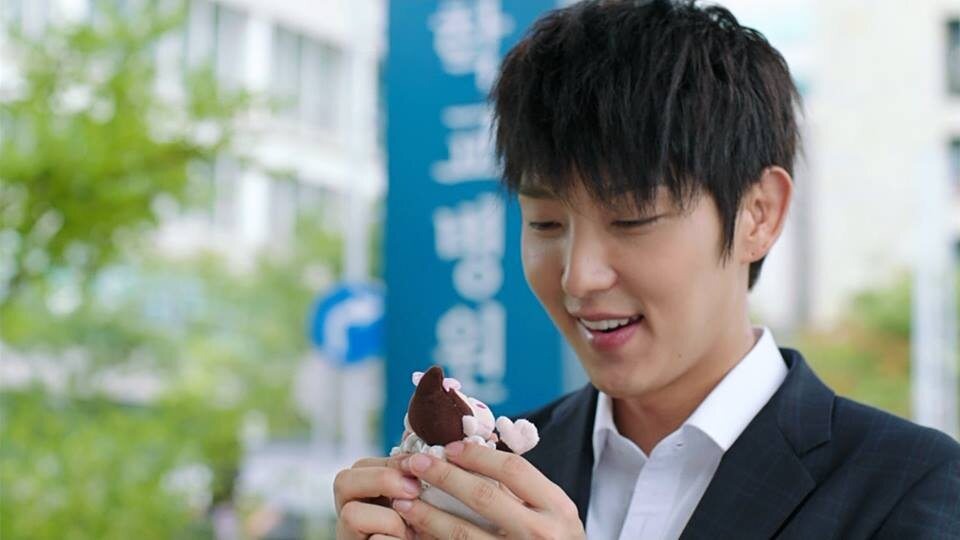 Не так важно быть счастливым вечно, важно, быть счастливым сейчас. Чан Тхэ Сан начал понимать, как это, быть счастливым.