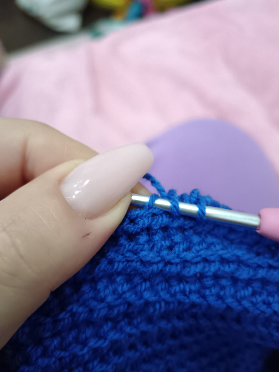 Нить которую вытягиваем, протягиваем через 3 