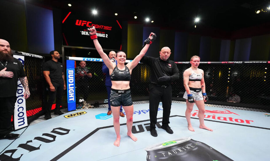    Россиянка Дудакова сорвалась на тренера после второго поражения подряд. Фото: UFC Eurasia