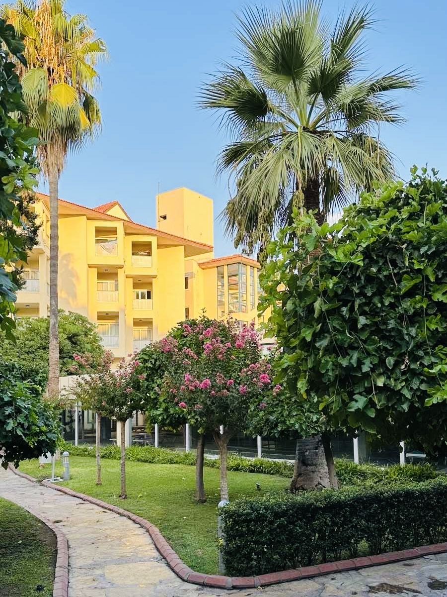 Queen's Park Le Jardin 5*