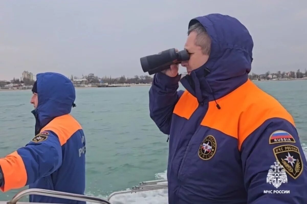    В Крыму МЧС удвоило силы для ликвидации мазутных загрязнений