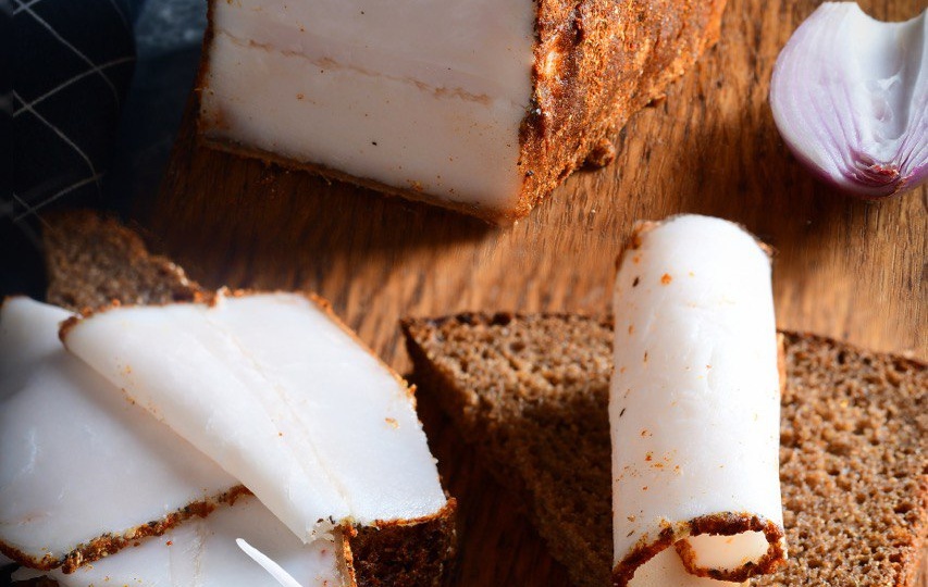 Как вкусно засолить сало?