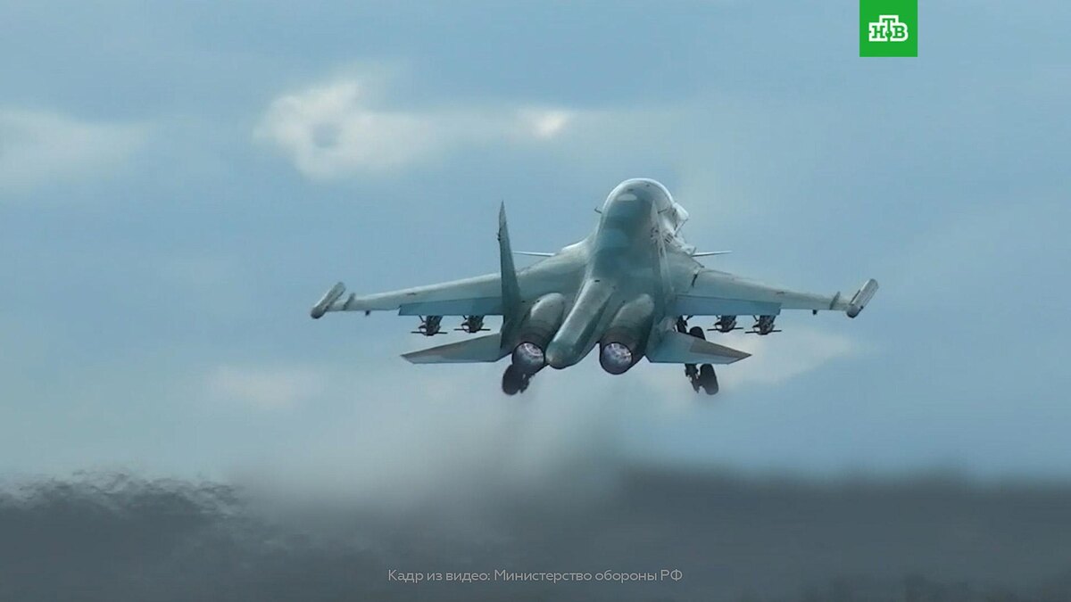    Российский    Су-34    нанес удар по ВСУ в курском приграничье